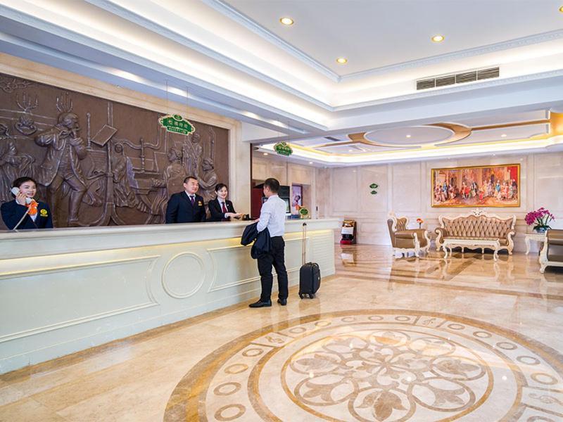 Vienna Hotel Shenzhen Exhibitian Center 2Nd Exteriör bild